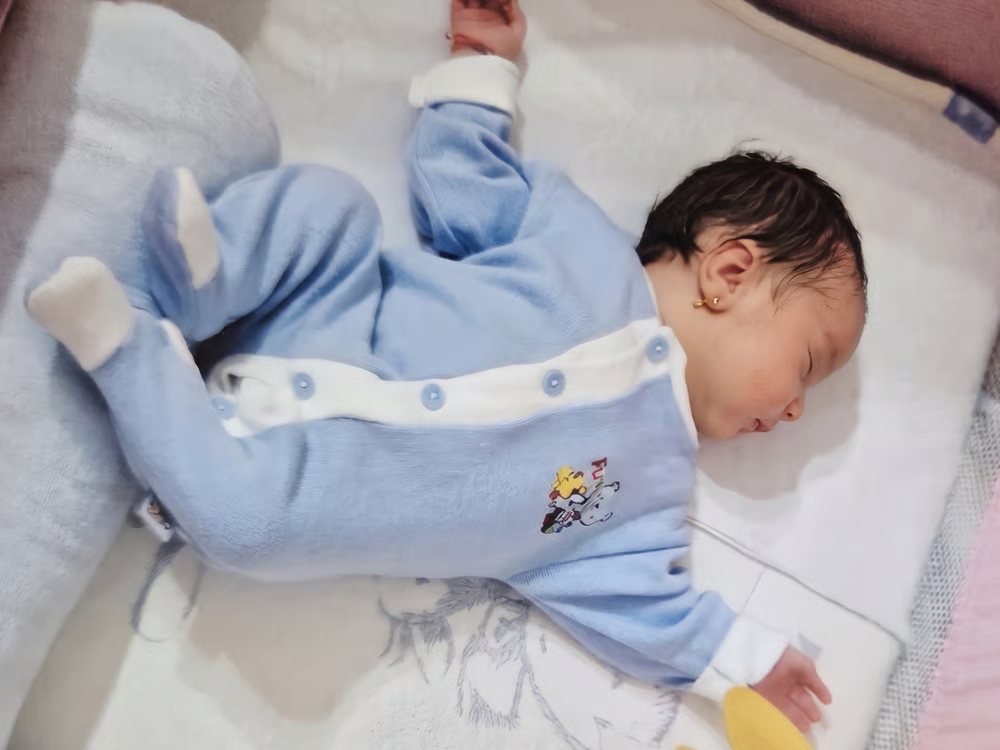 Sofia Ema în primele luni de viață, după diagnosticul de paralizie cerebrală