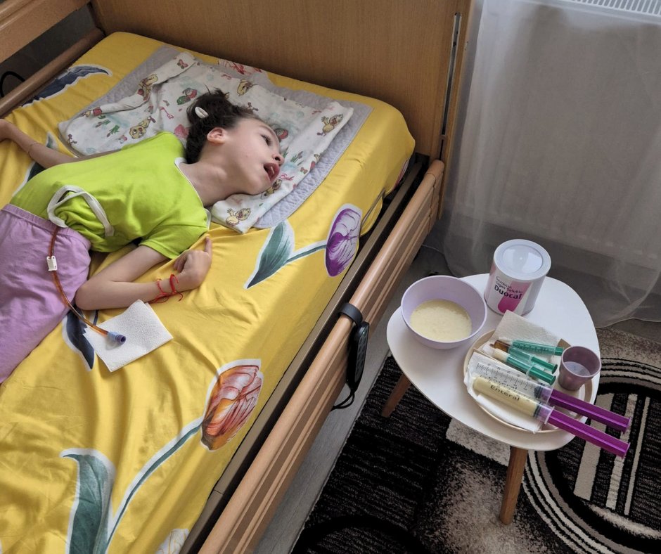 Pregătirea mesei Sofiei prin gastrostomă